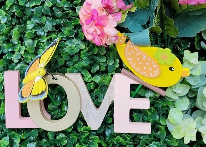 Apartment Cosy Flat With Large Balcony *