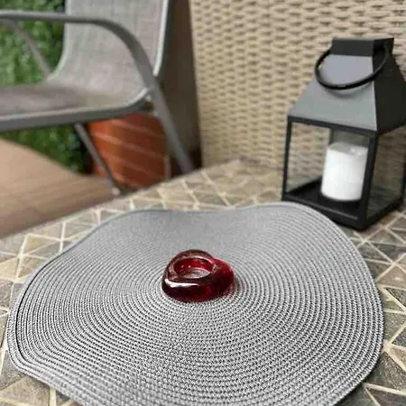 Cosy Flat With Large Balcony *