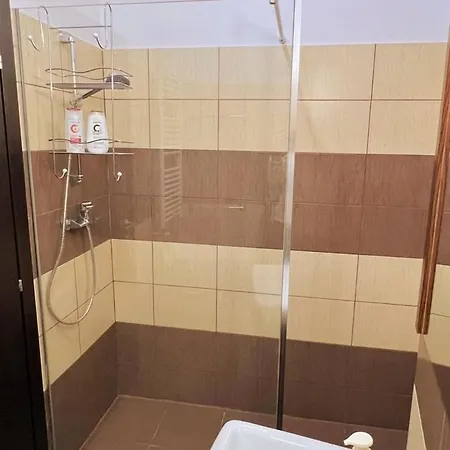 Cosy Flat With Large Balcony Appartamento *