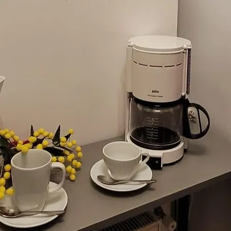 Cosy Flat With Large Balcony Appartamento *