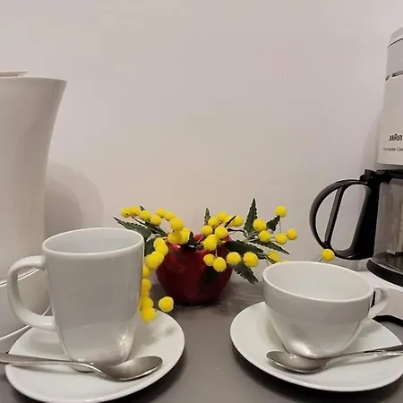 Cosy Flat With Large Balcony *